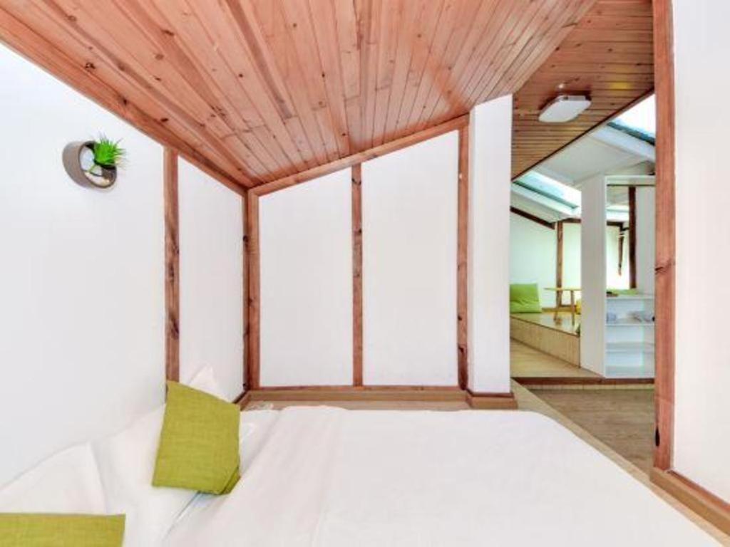 Dali Four Seasons Hostel Eksteriør bilde