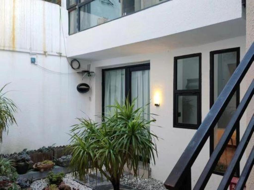Dali Four Seasons Hostel Eksteriør bilde